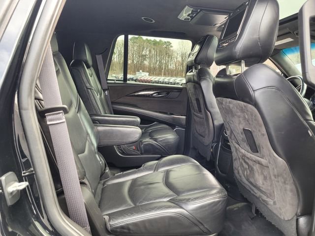 Used 2016 Cadillac Escalade Platinum image 16