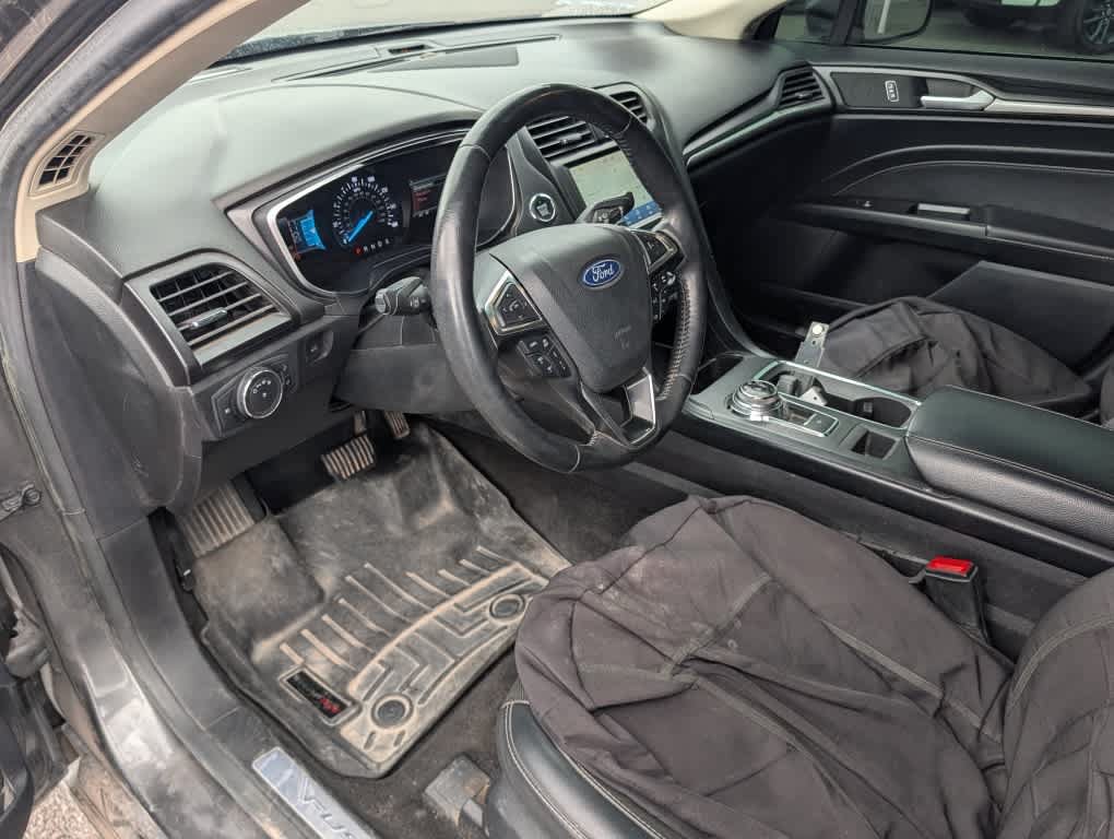Used 2019 Ford Fusion Titanium AWD/4WD image 7