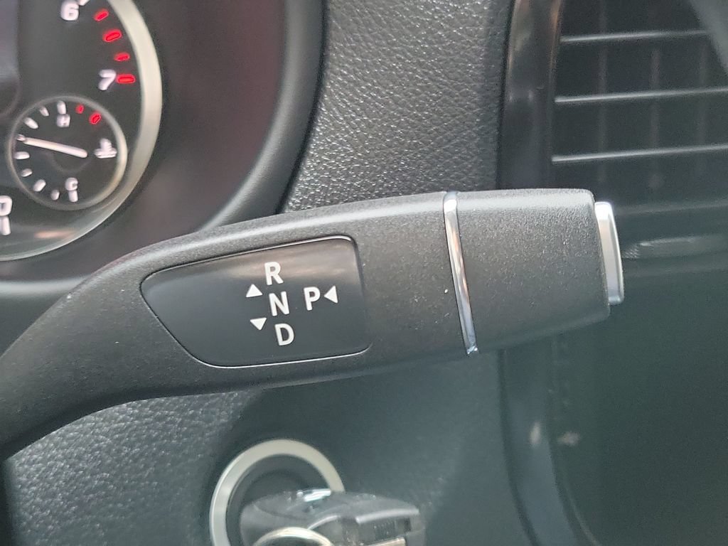 Used 2023 Mercedes-Benz Metris Passenger image 30