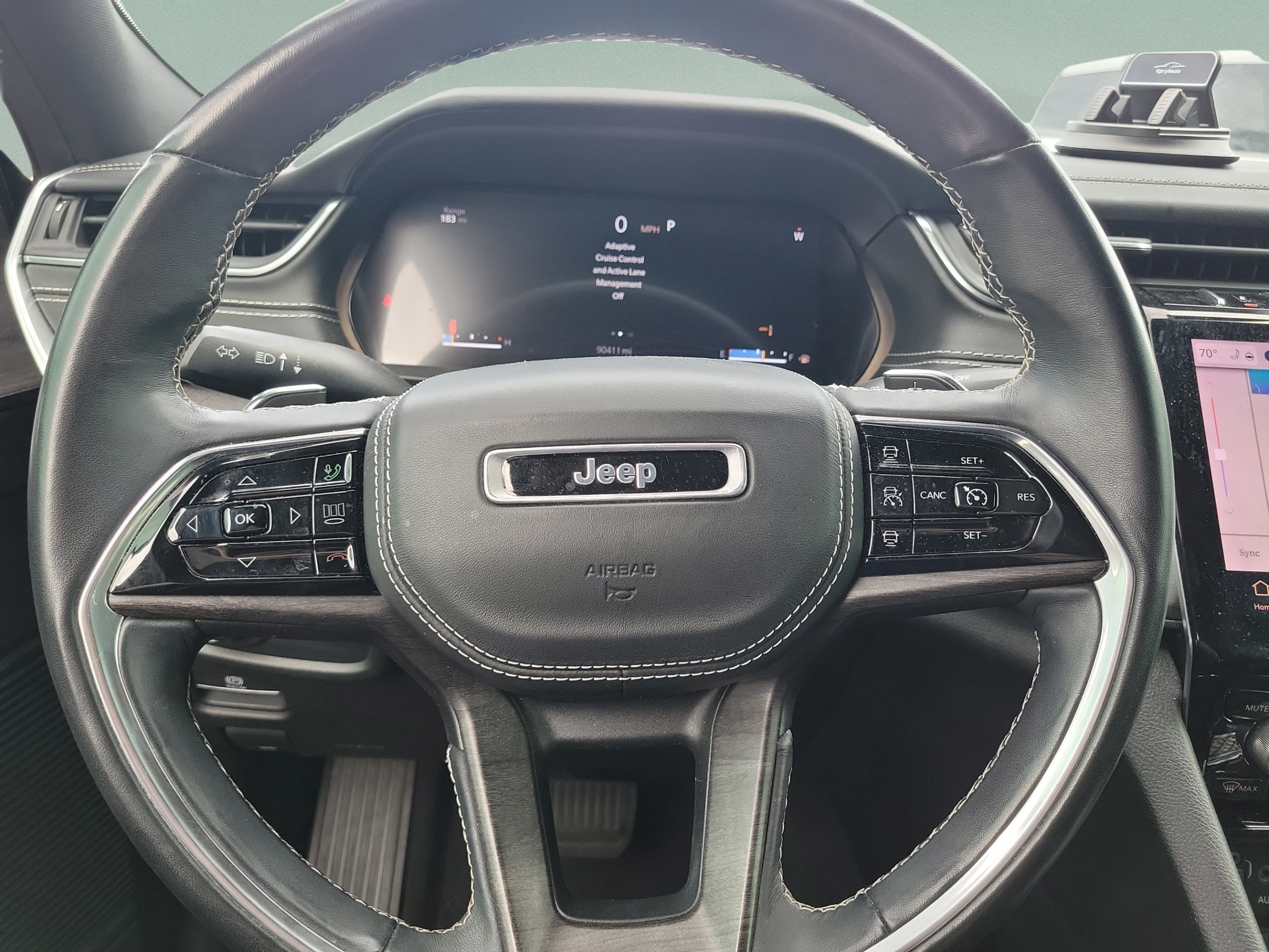 Used 2021 Jeep Grand Cherokee L Overland w/ Luxury Tech Group IV AWD/4WD image 15