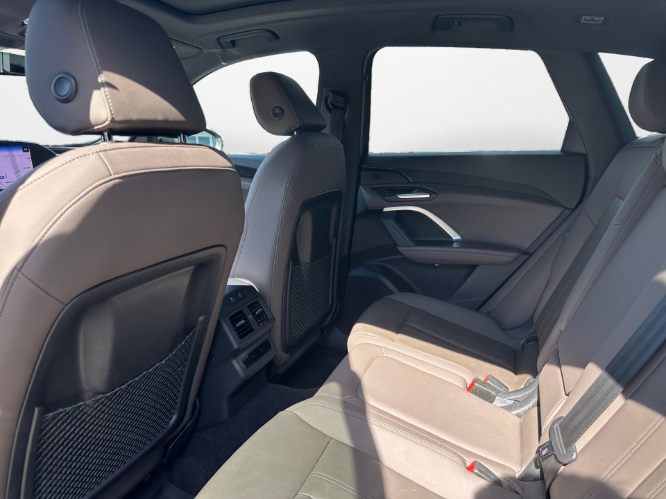 Certified 2025 Audi Q5 Premium w/ Convenience Package image 16