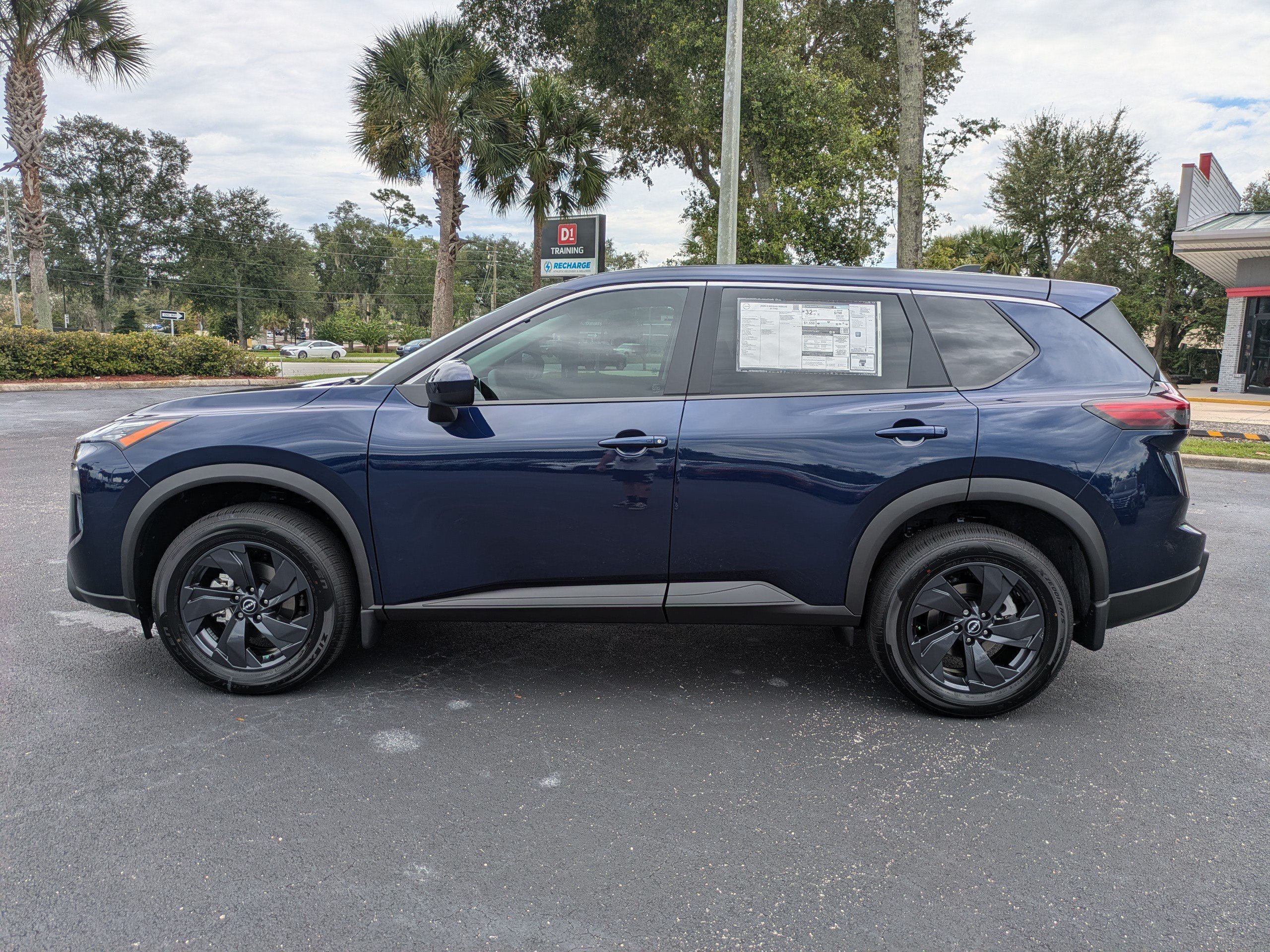 New 2026 Nissan Rogue SV FWD image 7
