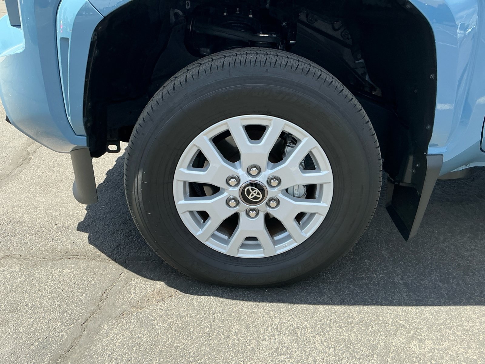Certified 2026 Toyota Tacoma SR5 RWD image 23