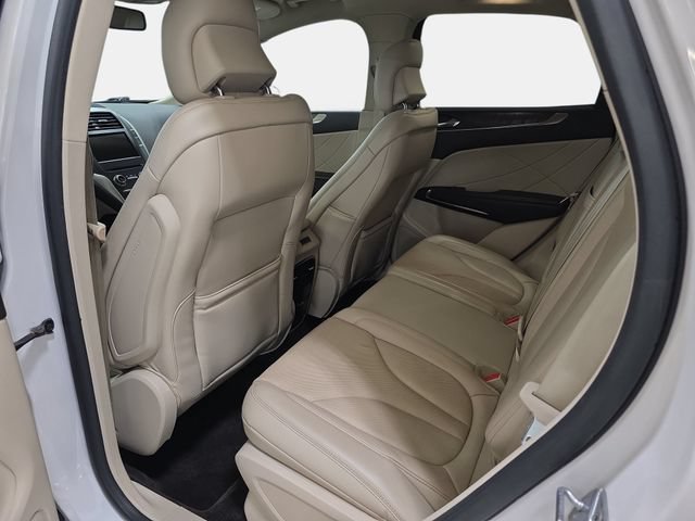 Used 2017 Lincoln MKC Reserve w/ Lincoln MKC Climate Package AWD/4WD image 10