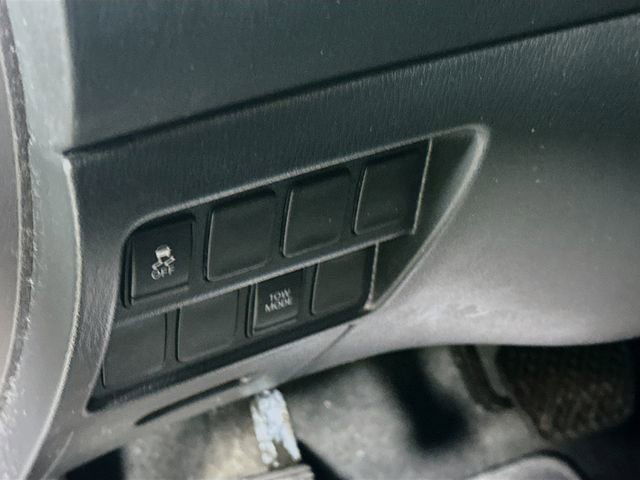 Used 2017 Nissan Pathfinder S image 11