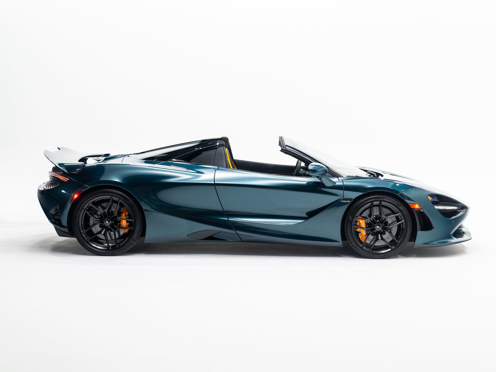 Used 2024 McLaren 750S Spider RWD image 7