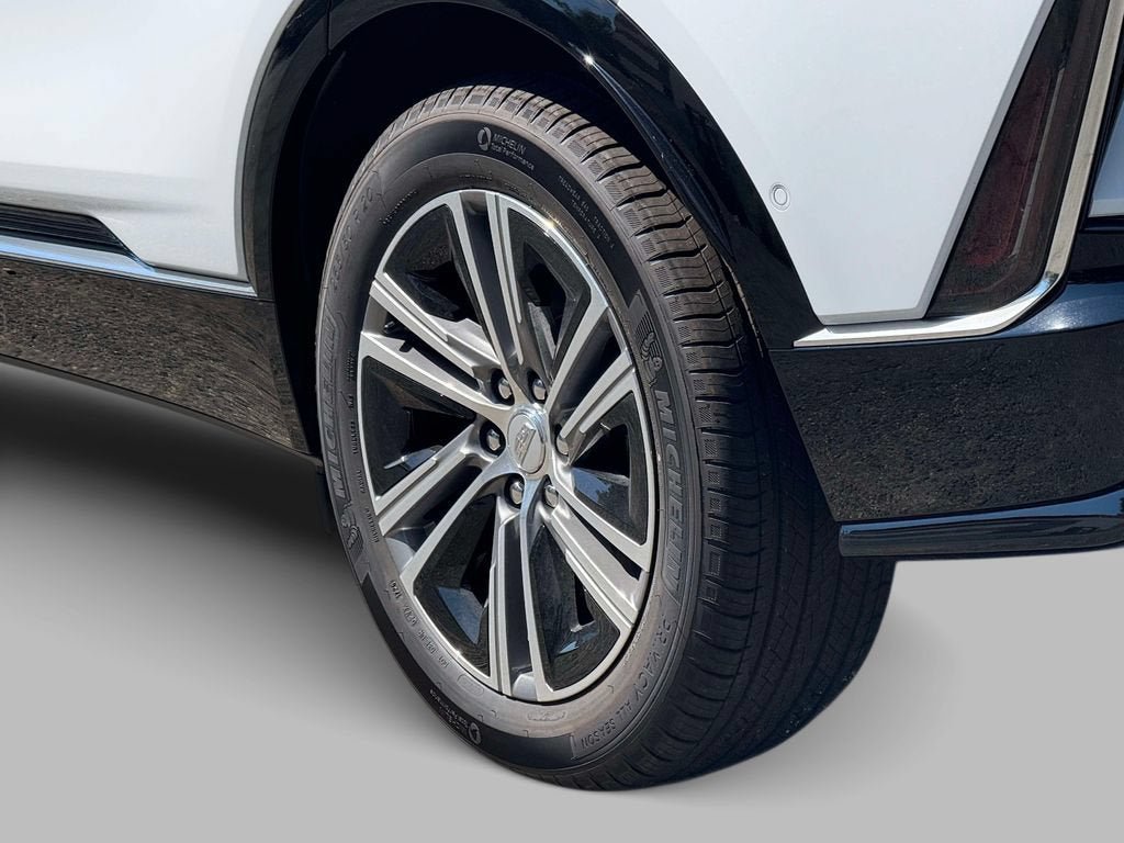 New 2026 Cadillac Lyriq Luxury RWD image 10