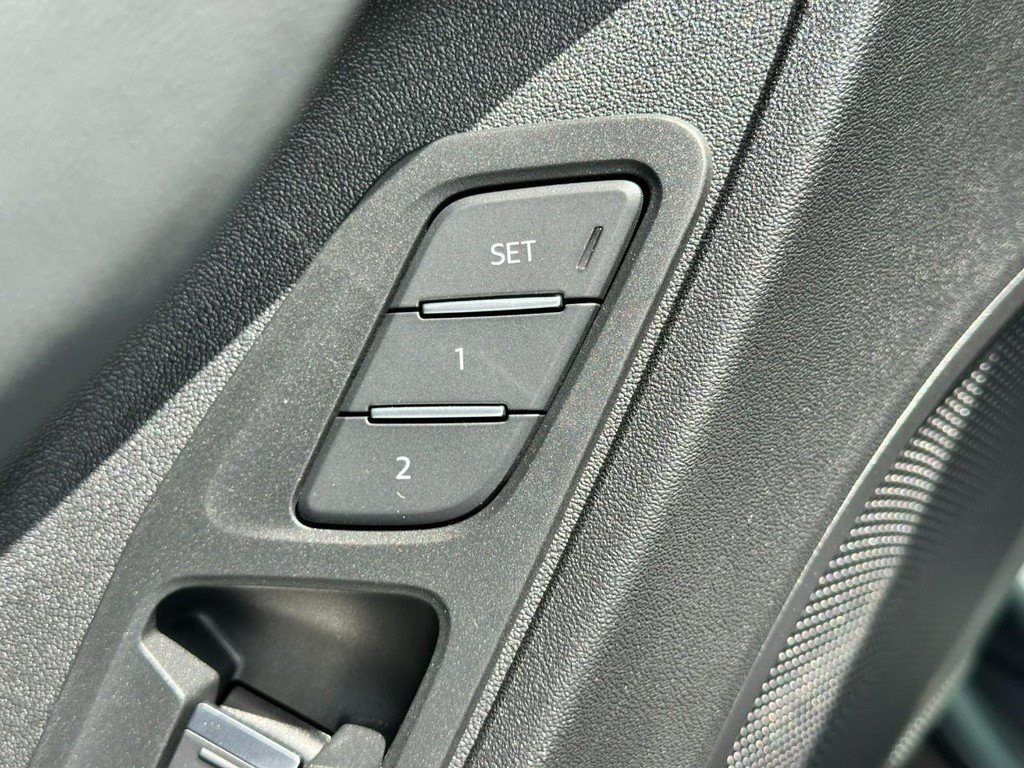 New 2026 Audi Q3 quattro 2.0T AWD/4WD image 13