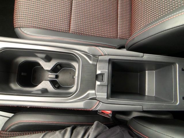 Certified 2025 Nissan Kicks SR w/ Interior Electronics Package image 20