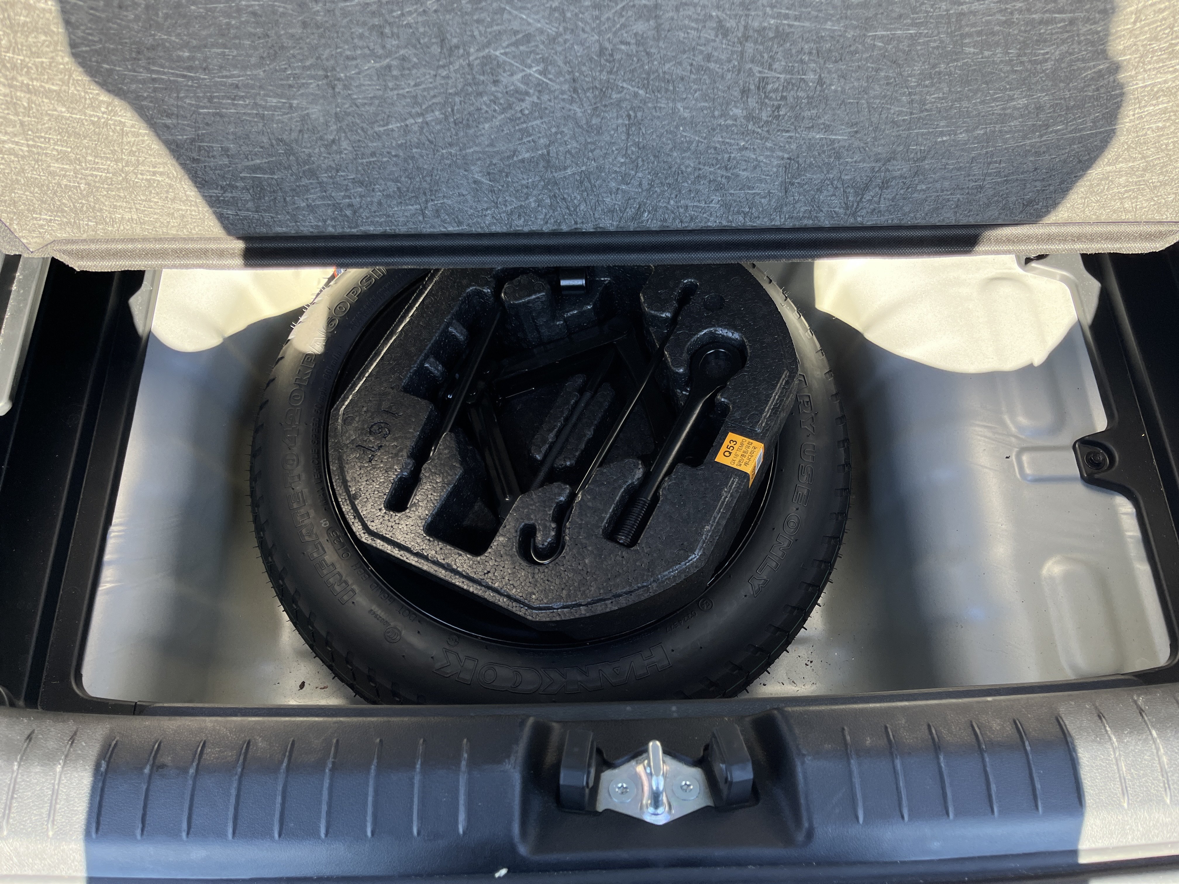 Used 2025 Hyundai Venue SEL FWD image 30