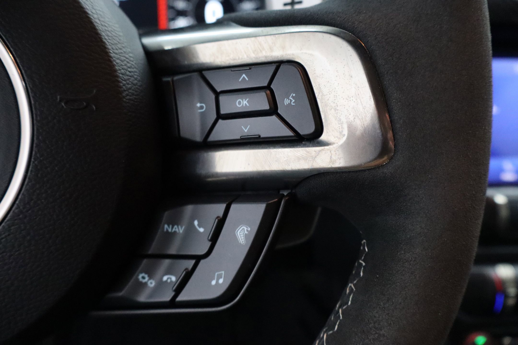 Used 2021 Ford Mustang Shelby GT500 w/ Technology Package image 18