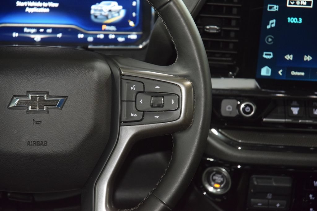 Used 2024 Chevrolet Silverado 2500 ZR2 w/ Technology Package AWD/4WD image 37