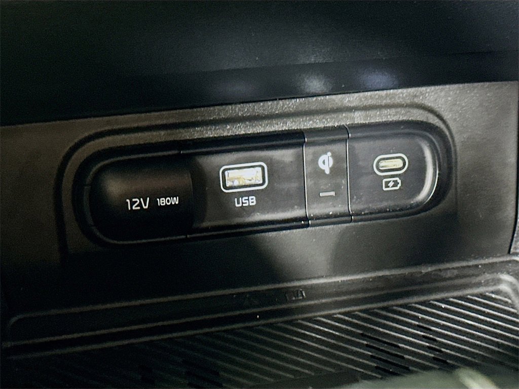 Used 2023 Kia Sportage SX image 24