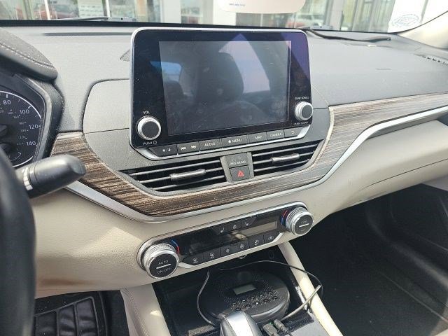 Used 2020 Nissan Altima 2.5 Platinum image 14