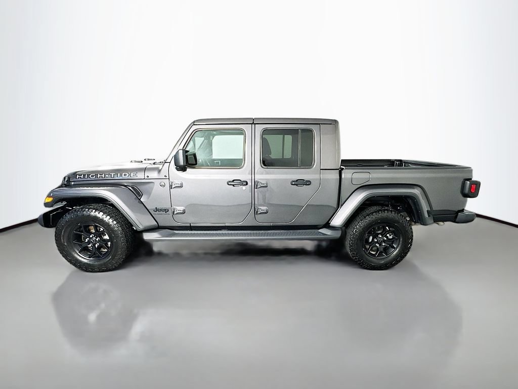 Used 2025 Jeep Gladiator Sport AWD/4WD image 4