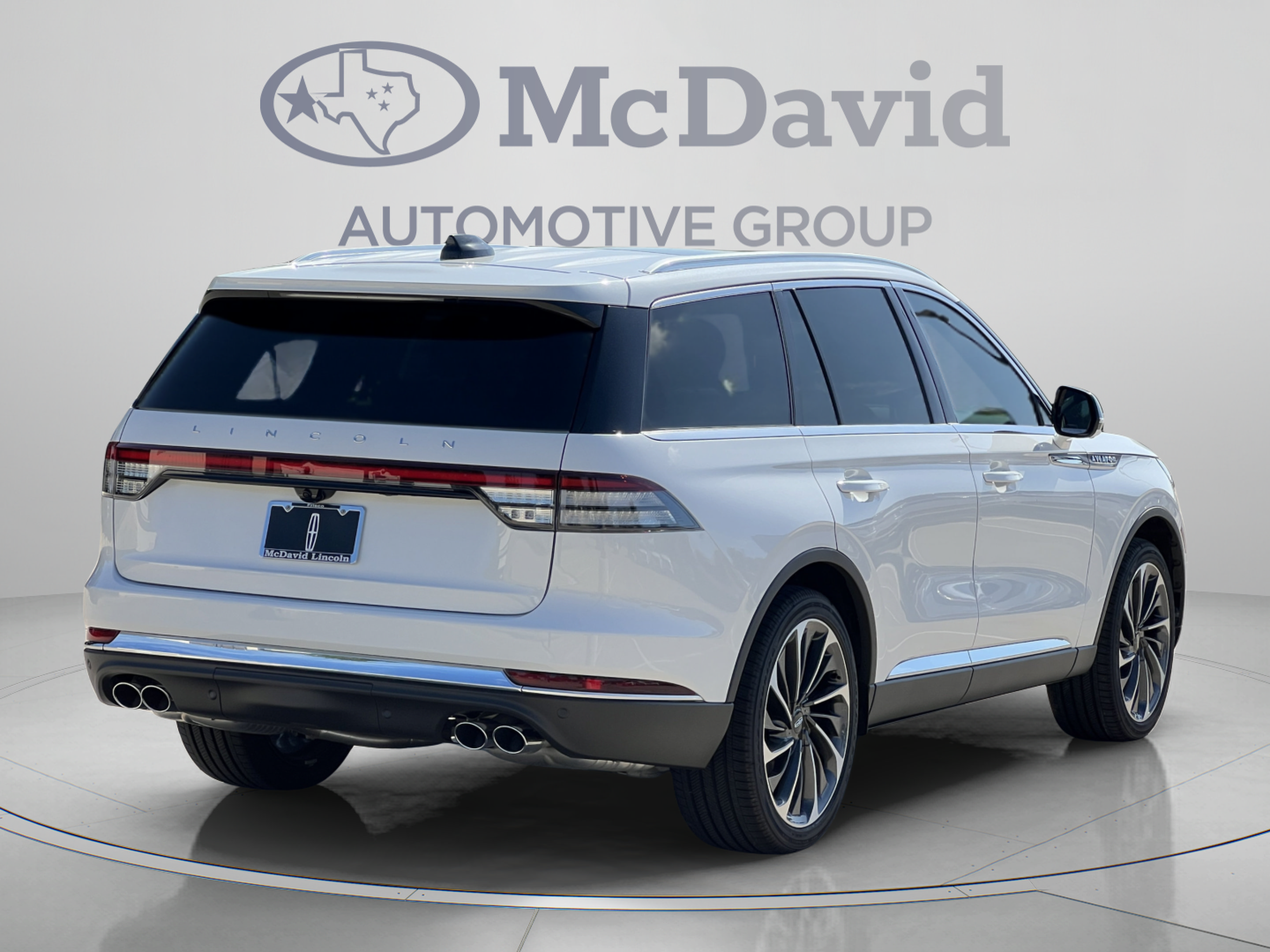 New 2026 Lincoln Aviator Reserve w/ Luxury Package RWD image 7