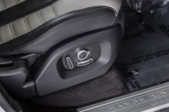 Used 2016 Land Rover Range Rover Sport SVR image 52