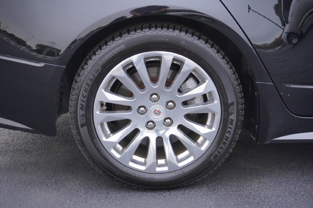 Used 2010 Cadillac CTS Premium AWD/4WD image 12