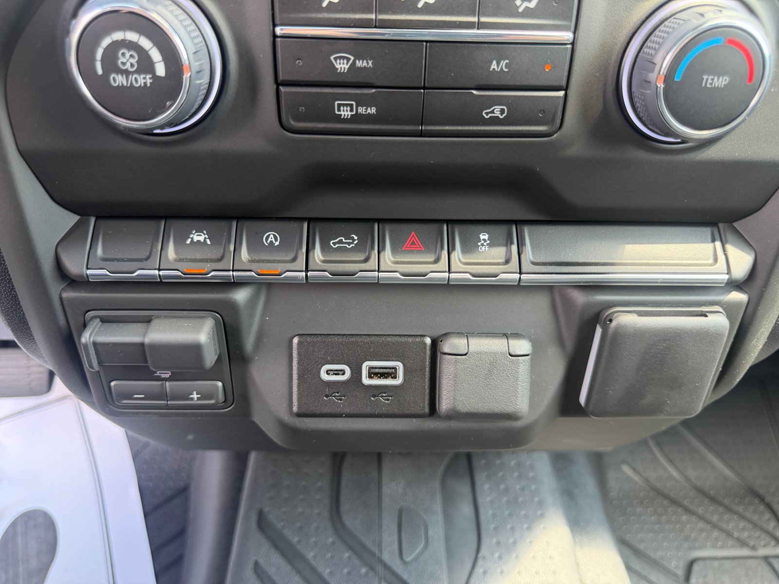 New 2026 Chevrolet Silverado 1500 Custom AWD/4WD image 20