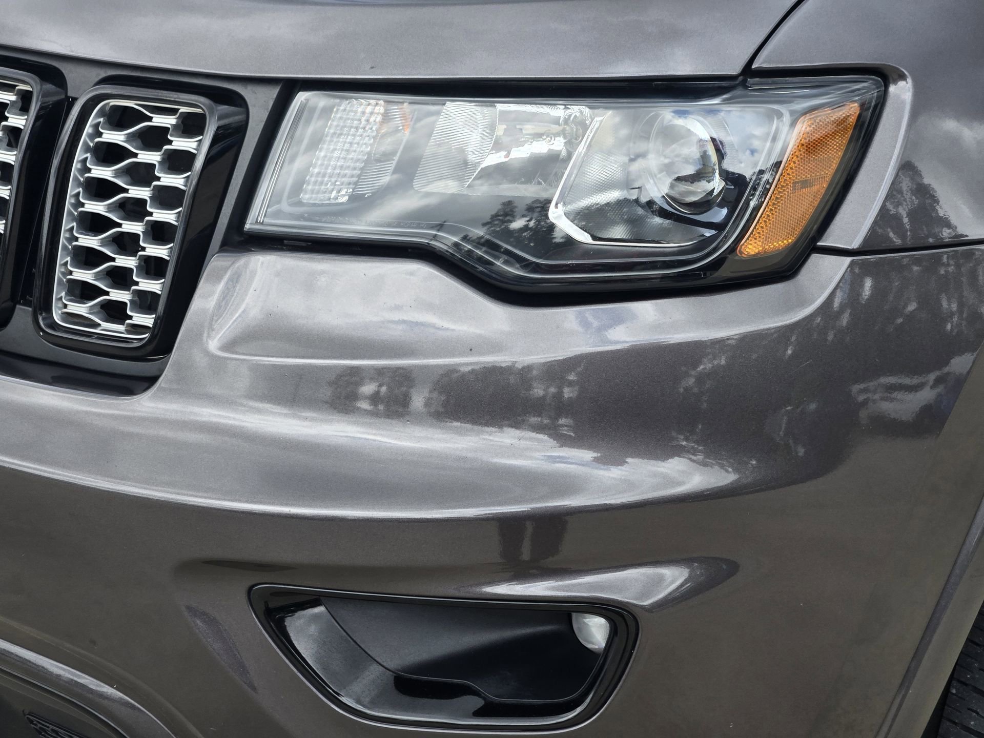 Used 2018 Jeep Grand Cherokee Altitude image 11