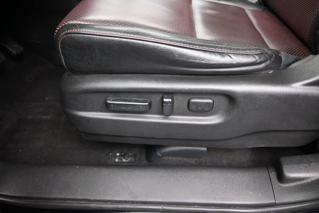 Used 2017 Honda Ridgeline Black Edition image 16