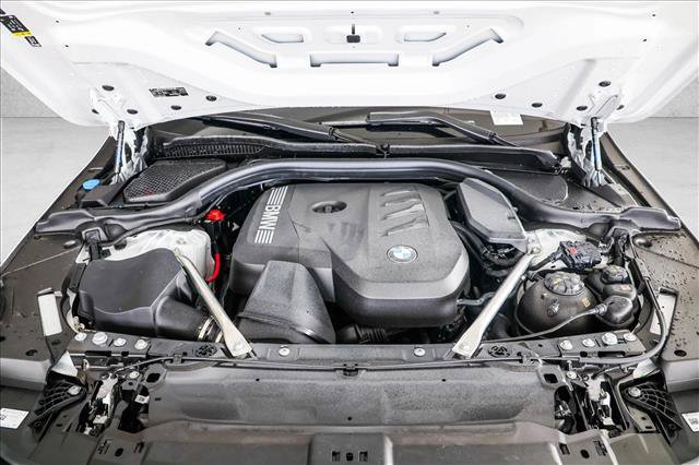 Certified 2025 BMW 530i xDrive AWD/4WD image 26