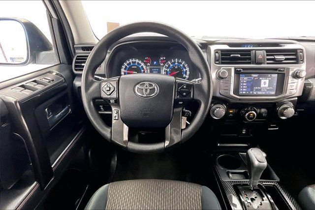 Used 2018 Toyota 4Runner TRD Off-Road w/ Convenience Package AWD/4WD image 4