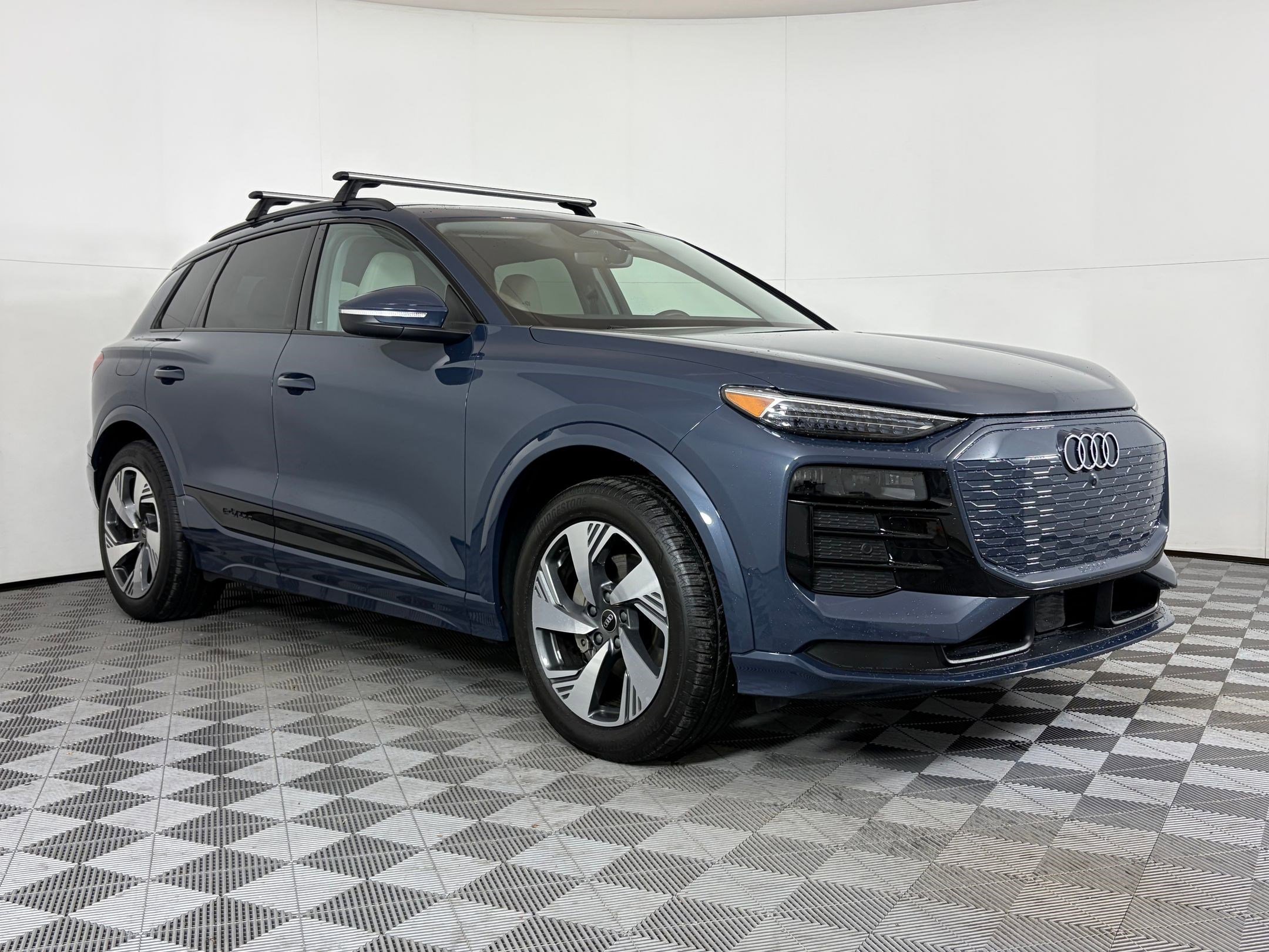 Certified 2025 Audi Q6 e-tron Premium Plus w/ Premium Plus image 7