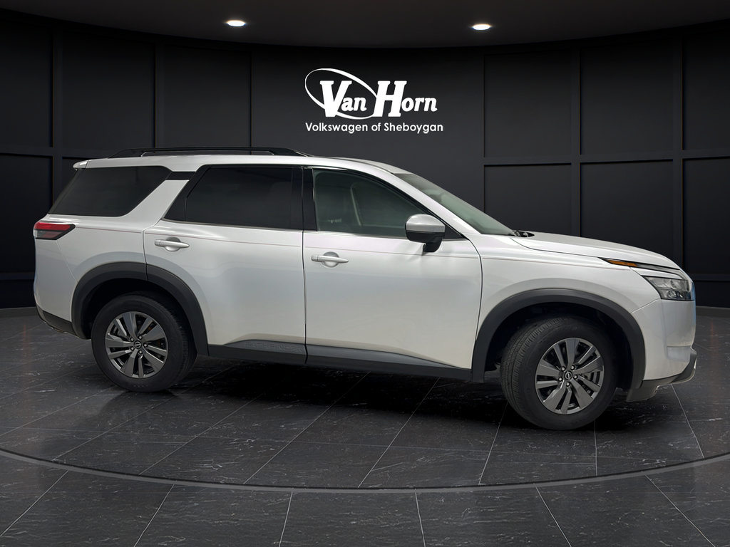 Used 2025 Nissan Pathfinder SV w/ Cargo Package AWD/4WD image 8