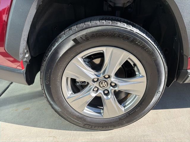 Used 2024 Toyota RAV4 XLE w/ Convenience Package image 29