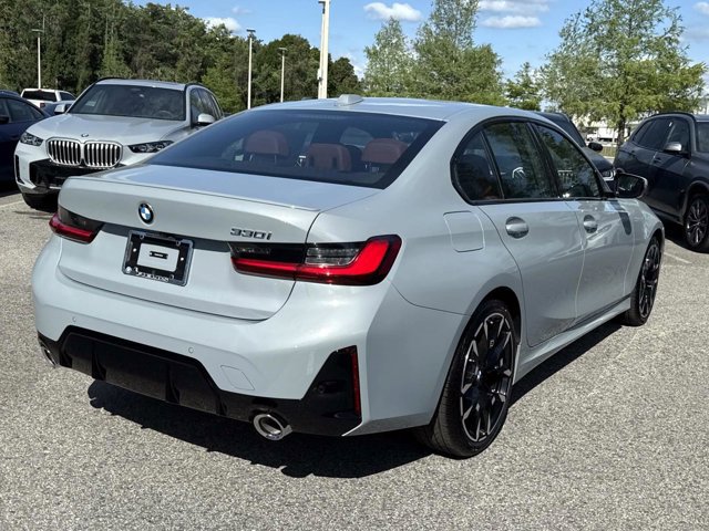 New 2026 BMW 330i Sedan w/ M Sport Package RWD image 3