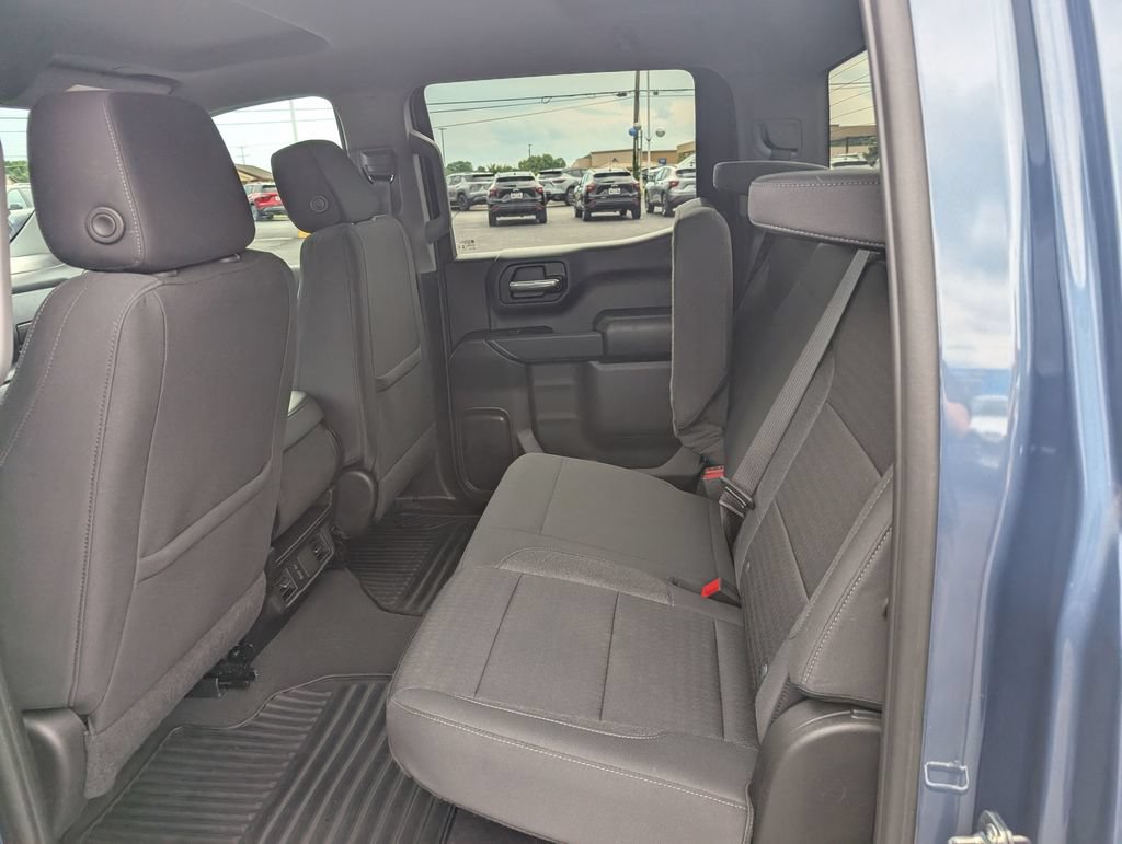 Used 2024 Chevrolet Silverado 1500 Custom w/ Dark Appearance Package AWD/4WD image 10