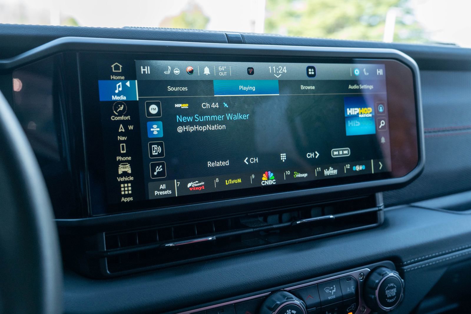 Used 2024 Jeep Wrangler Rubicon 392 image 23