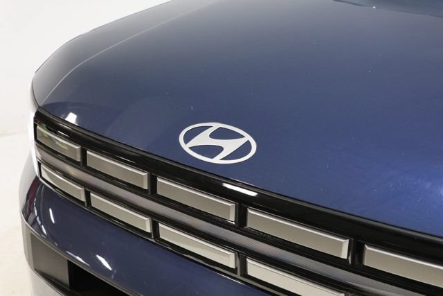 Used 2025 Hyundai Santa Fe SEL FWD image 12
