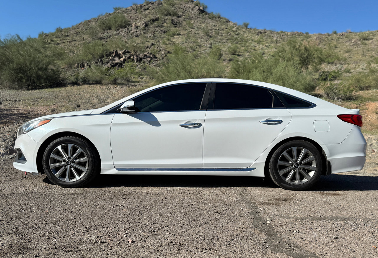 Used 2016 Hyundai Sonata Limited w/ Option Group 04 image 3