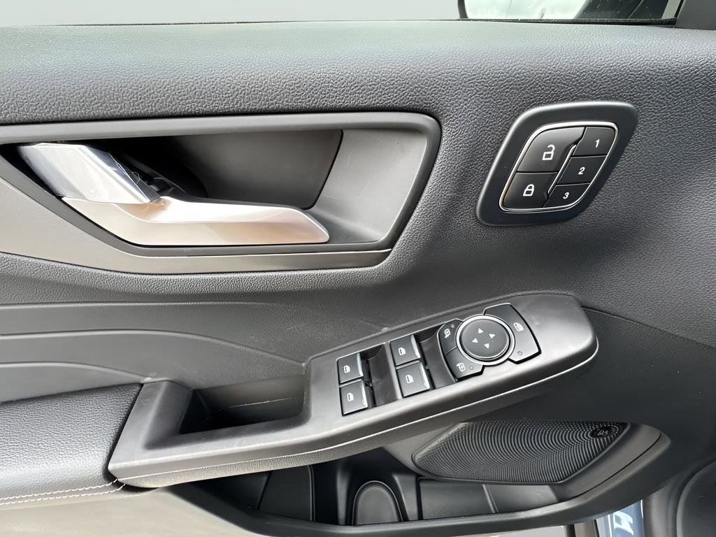 New 2026 Ford Escape Active w/ Active Premium Tech Pack image 15
