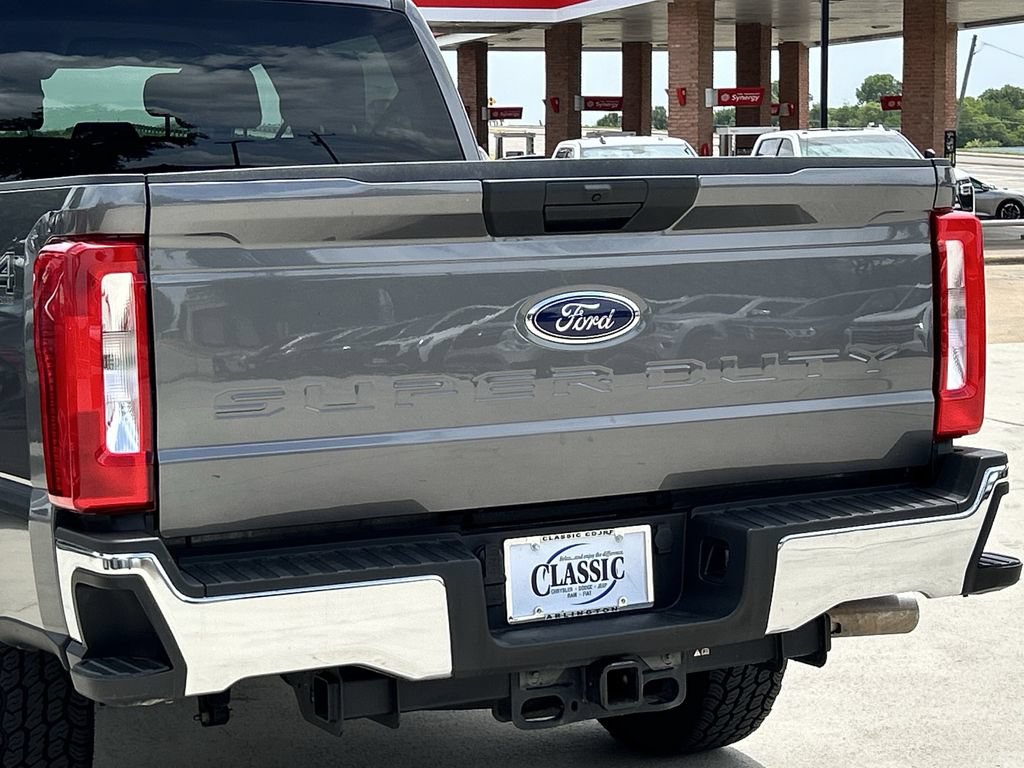 Used 2025 Ford F250 XLT w/ FX4 Off-Road Package AWD/4WD image 6