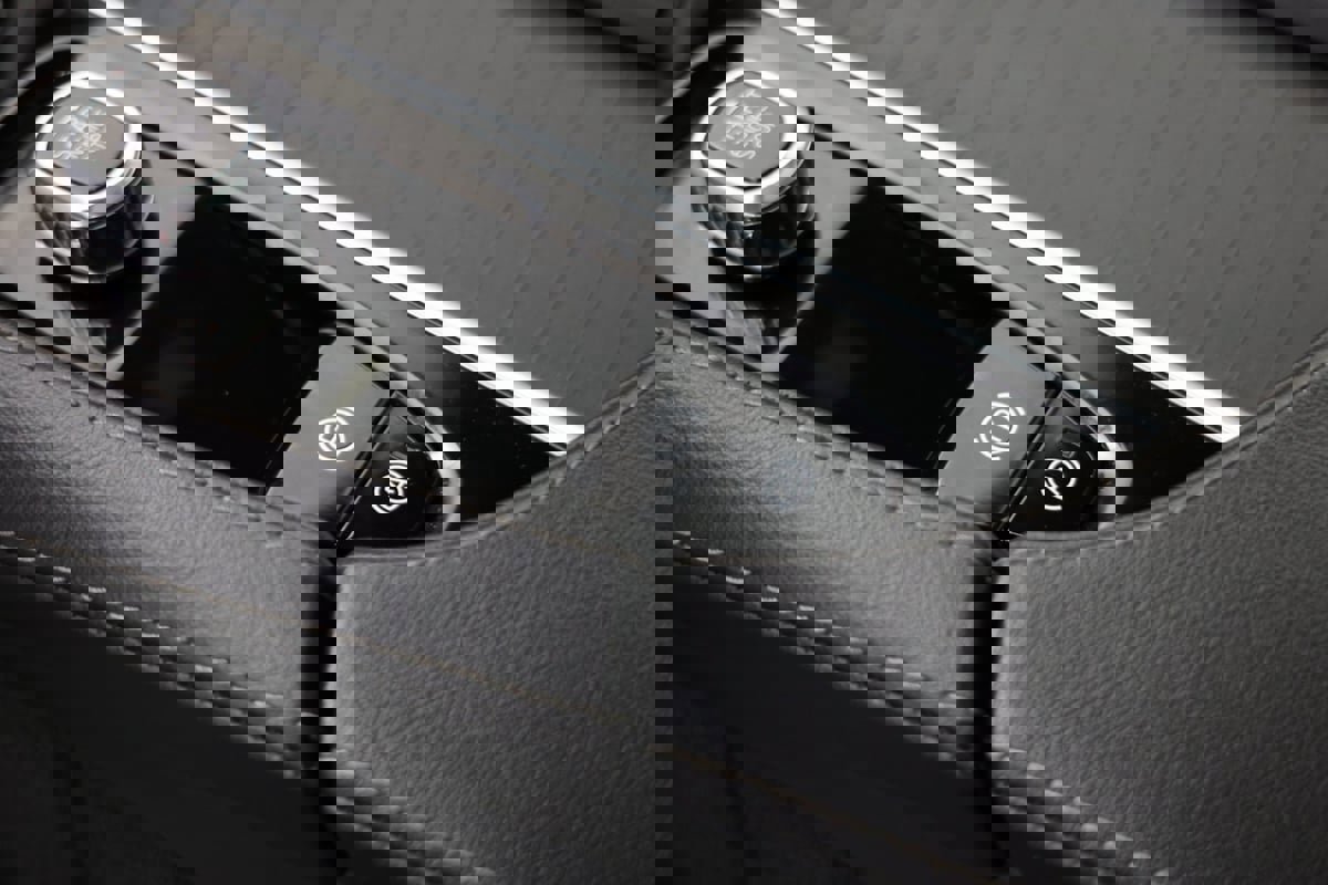 Used 2023 Volvo XC90 T8 Ultimate image 27