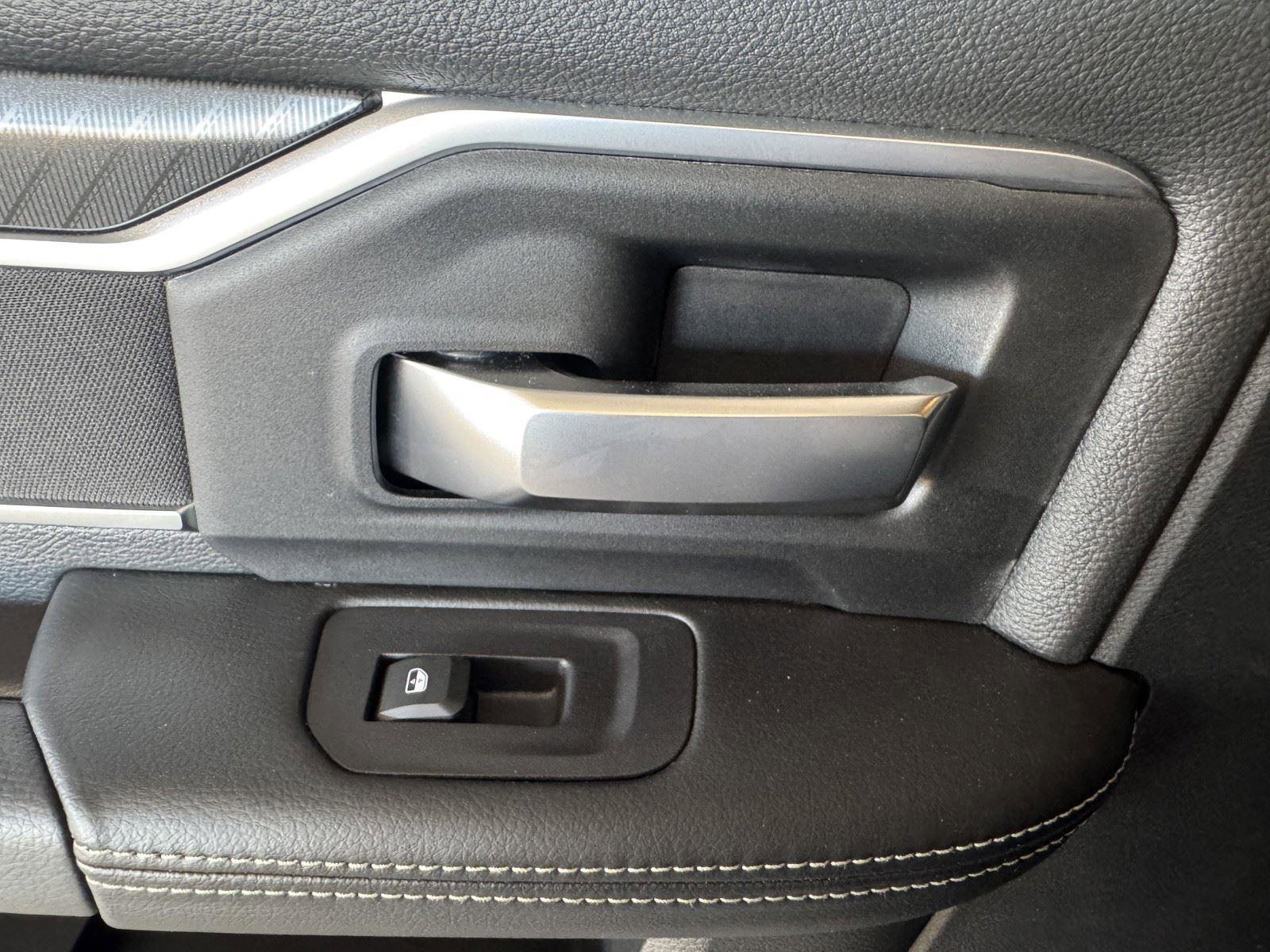 Used 2025 RAM 3500 Lone Star image 28