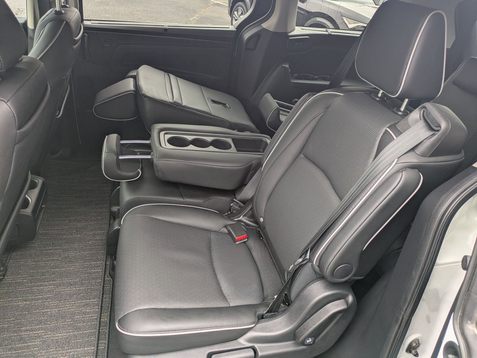 Used 2025 Honda Odyssey Elite image 24