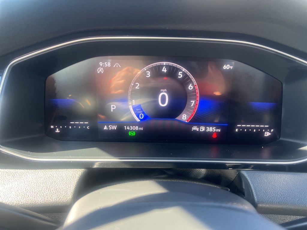 Used 2025 Volkswagen Jetta Sport image 47