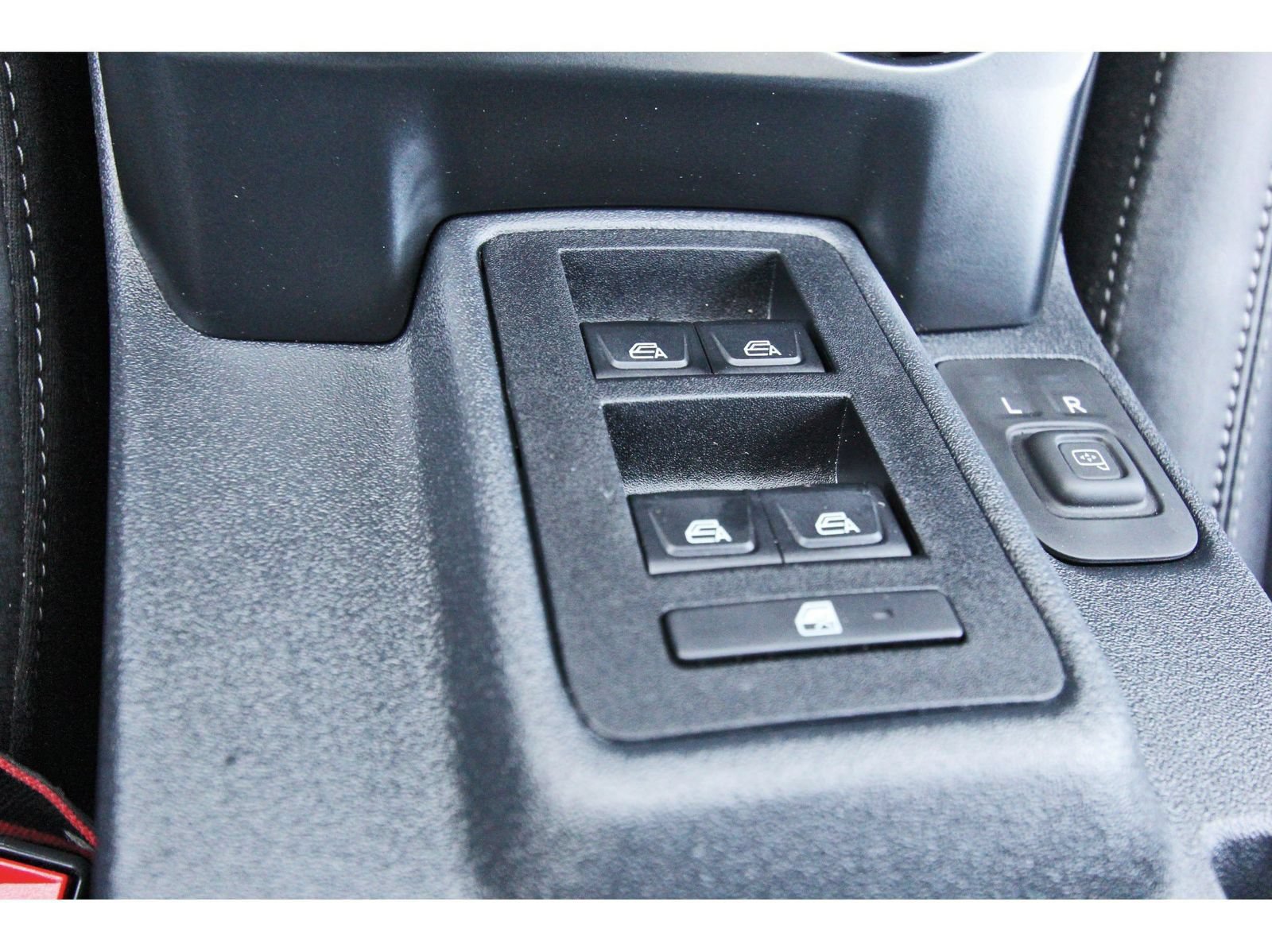 Used 2026 Ford Bronco Badlands AWD/4WD image 28
