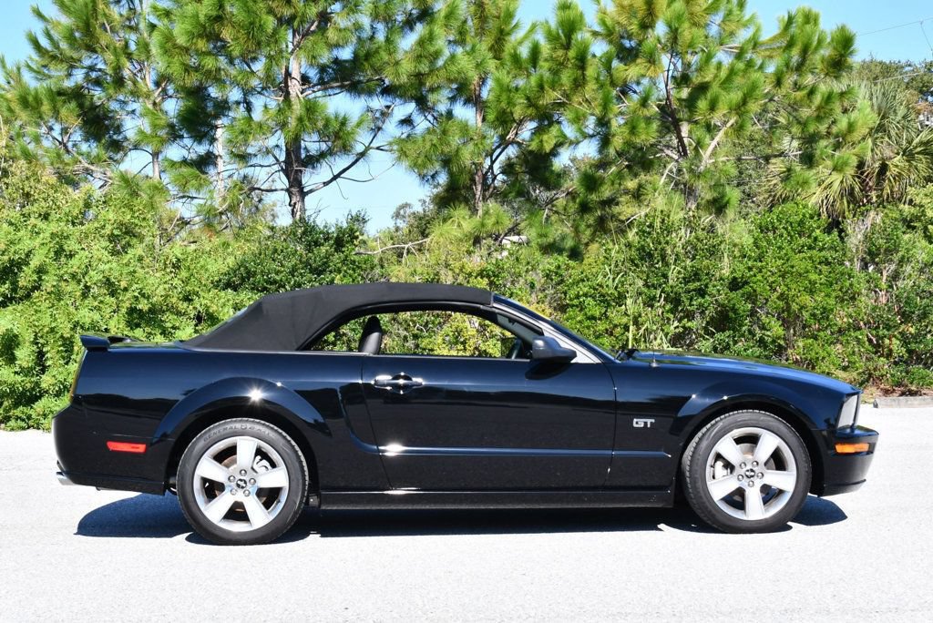 Used 2007 Ford Mustang GT RWD image 47