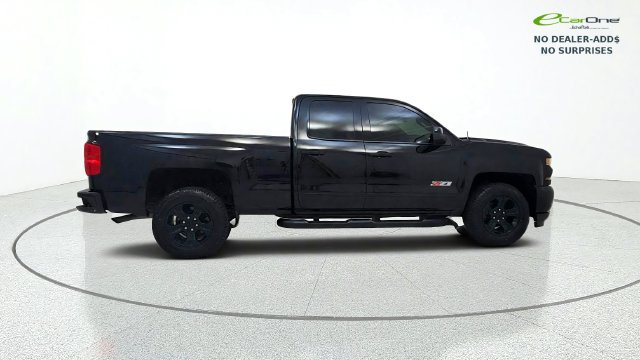 Used 2019 Chevrolet Silverado 1500 LT w/ All Star Edition AWD/4WD image 9