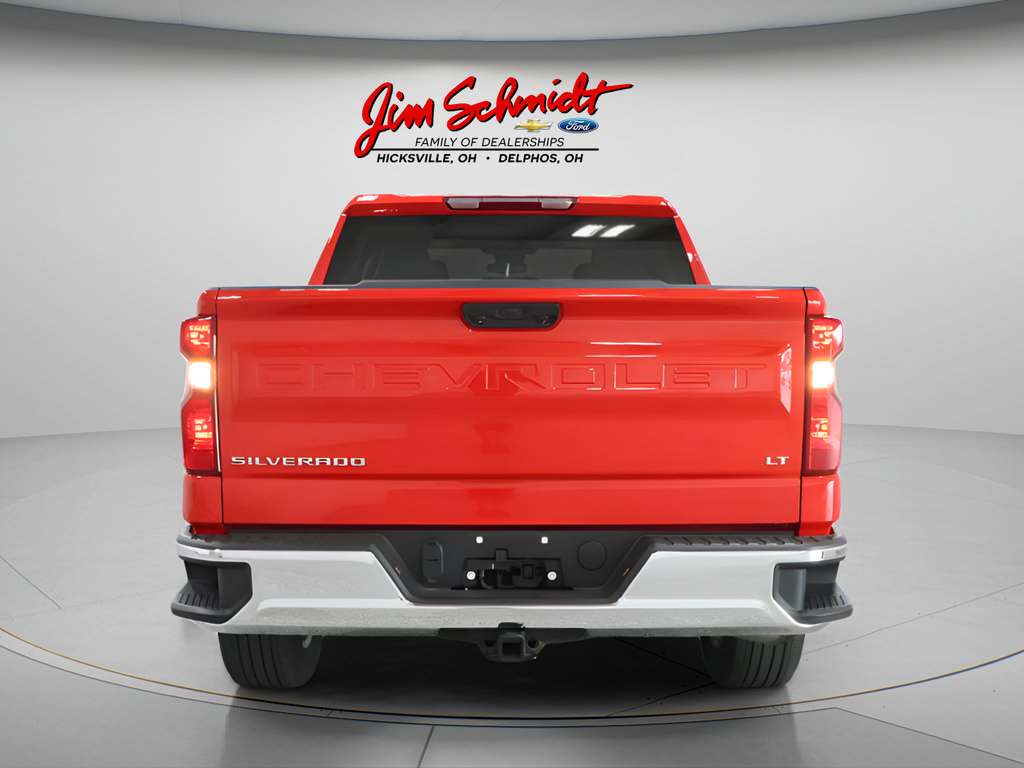 Used 2024 Chevrolet Silverado 1500 LT AWD/4WD image 5