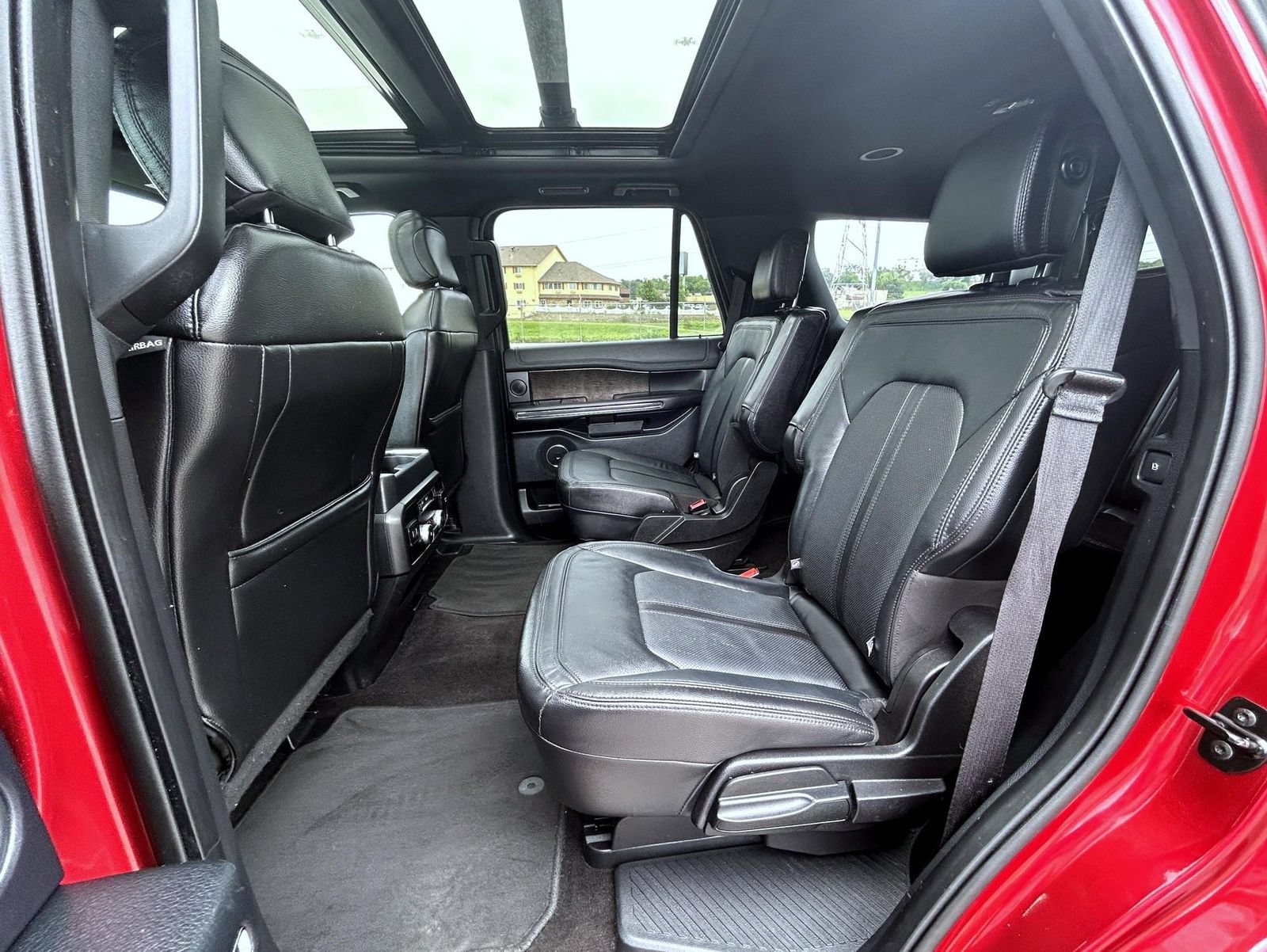 Used 2019 Ford Expedition Limited w/ Equipment Group 301A AWD/4WD image 20