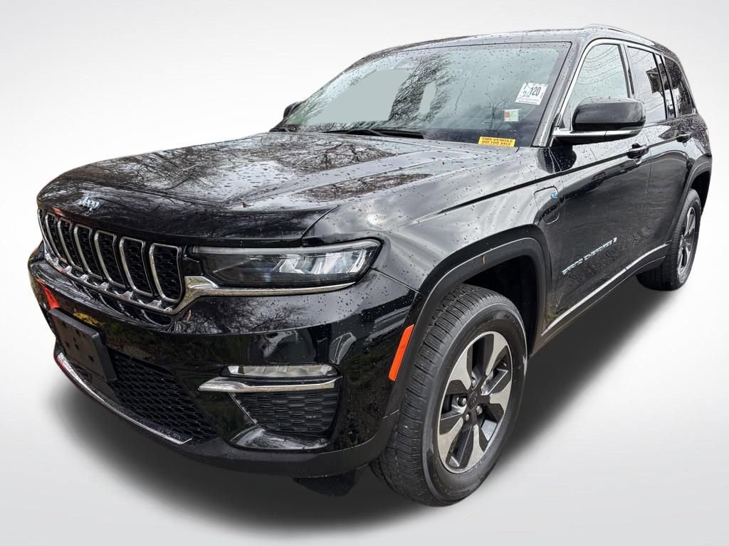 Used 2024 Jeep Grand Cherokee Limited 4xe image 6