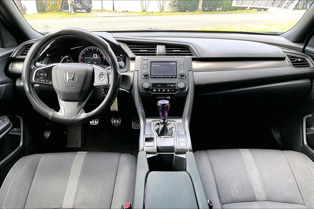 Used 2018 Honda Civic Sport image 15