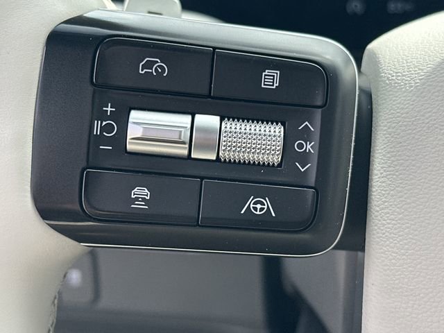 Used 2024 Hyundai Santa Fe Limited image 25