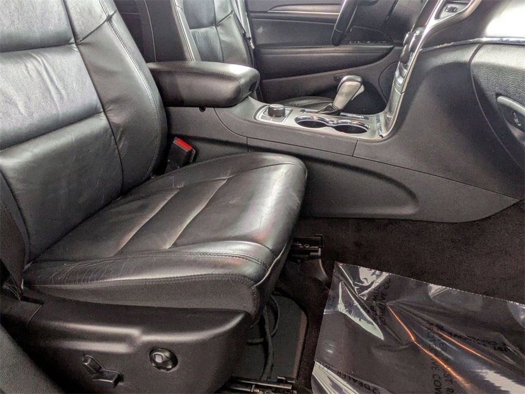 Certified 2018 Jeep Grand Cherokee Limited image 33